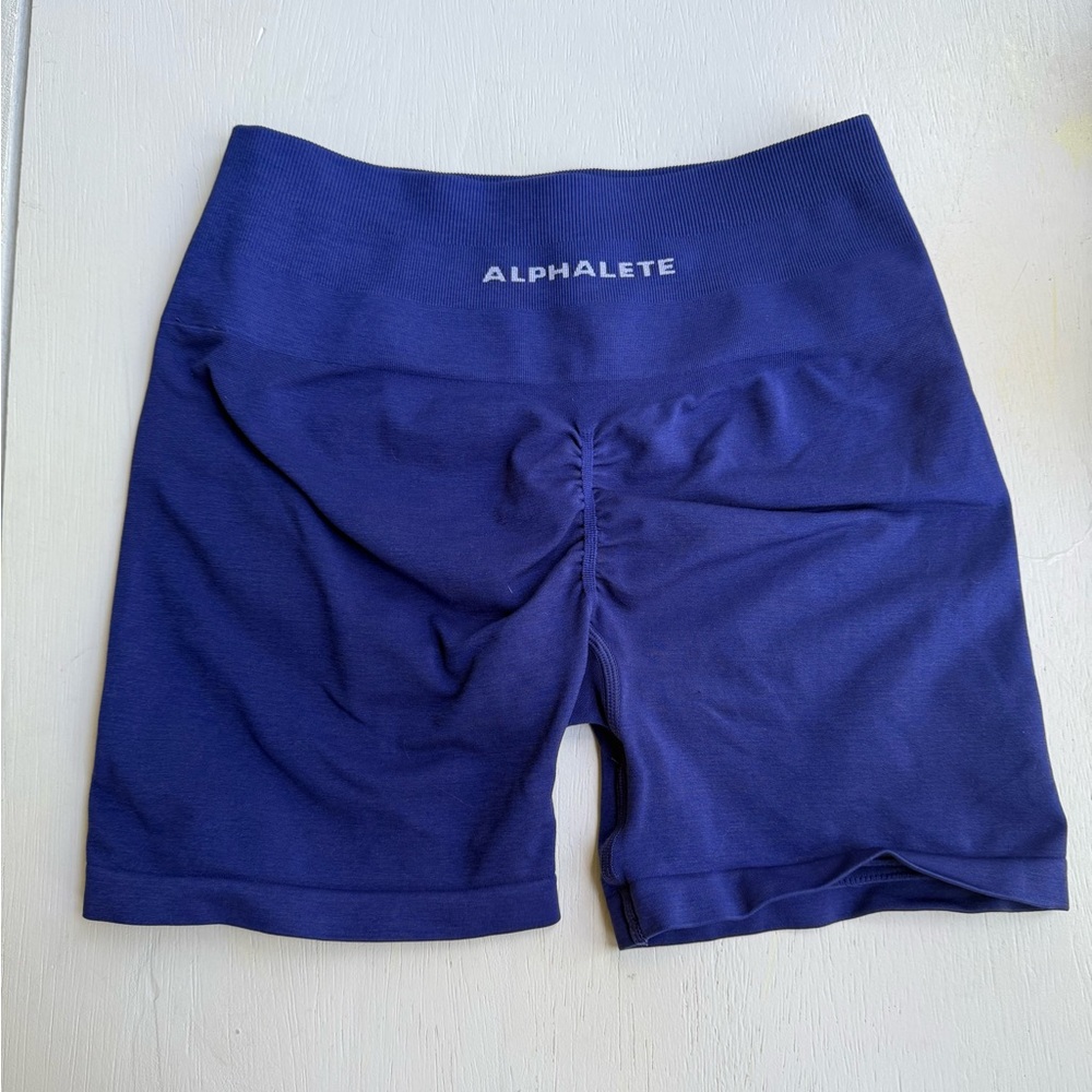 Alphalete Amplify shorts 4.5” Inseam